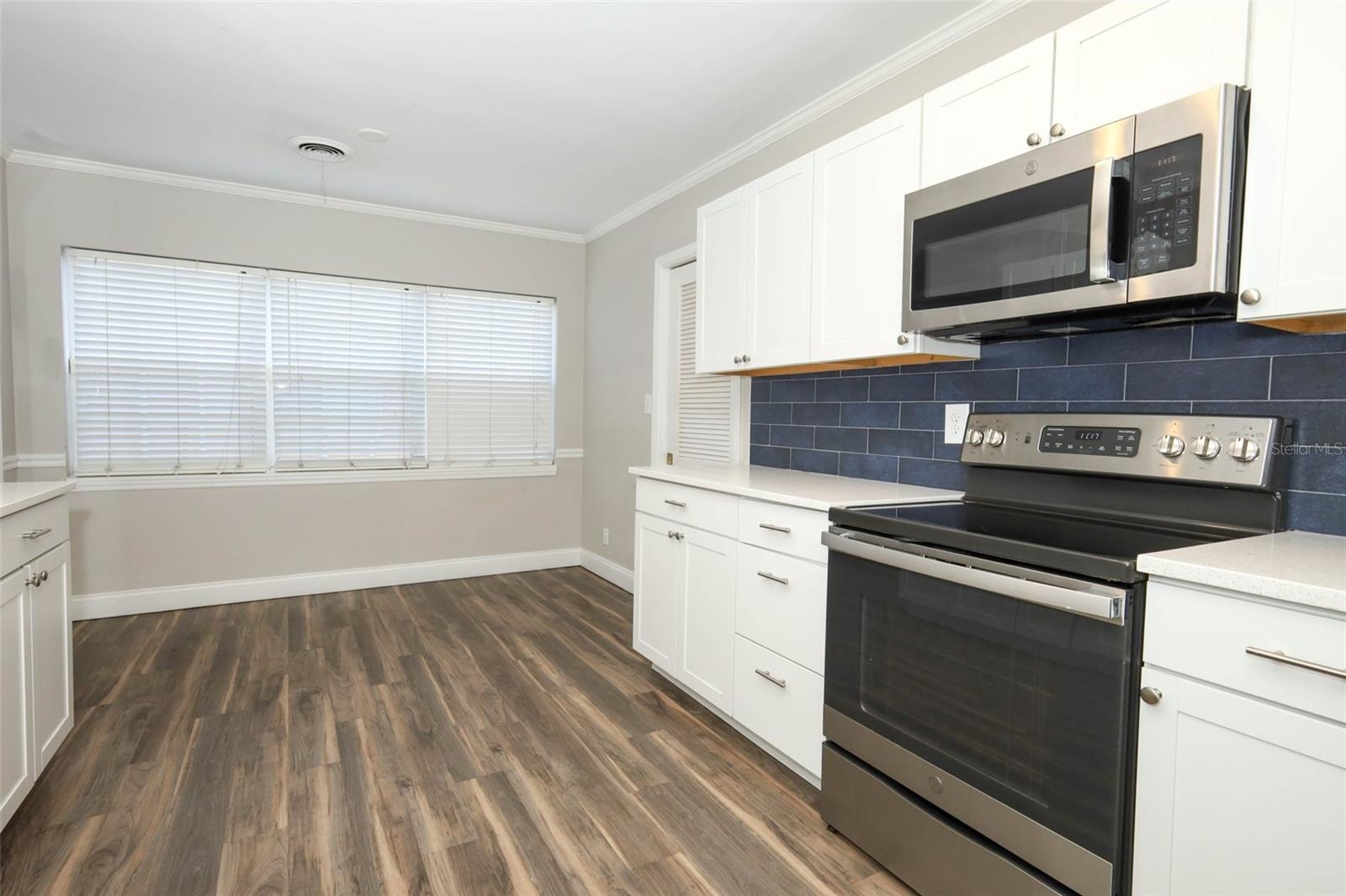 Image 11 of 33 For 1481 Glastonberry Road