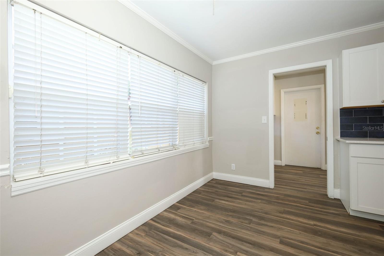 Image 12 of 33 For 1481 Glastonberry Road
