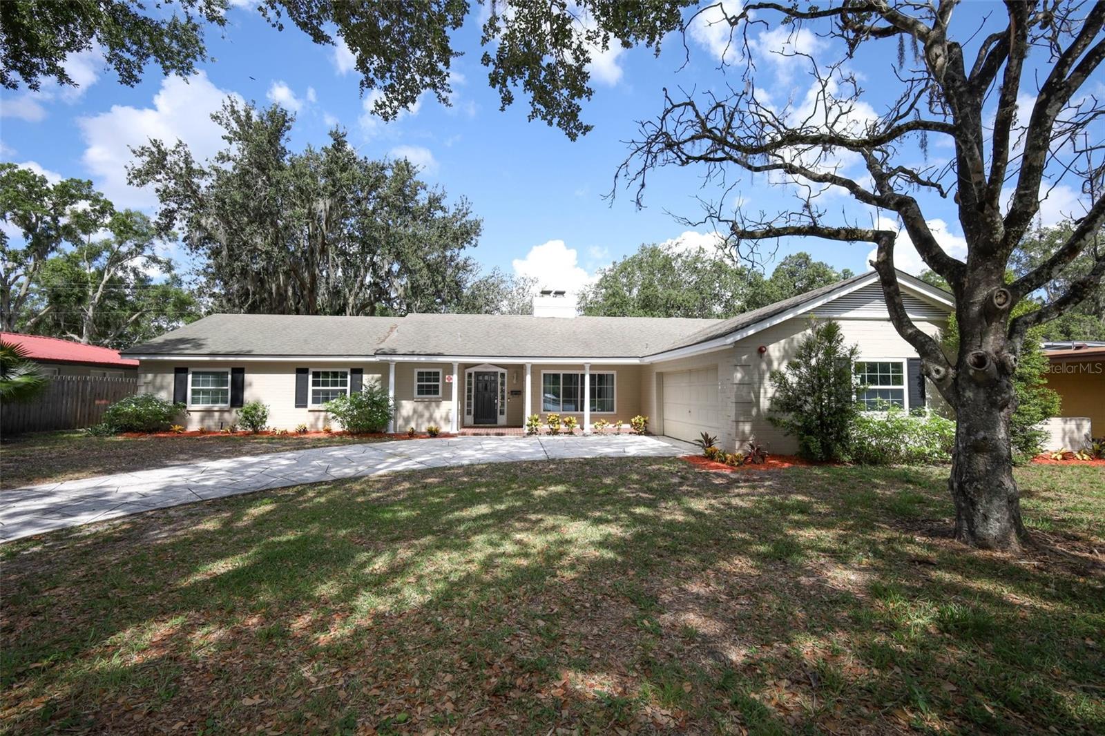 Image 2 of 33 For 1481 Glastonberry Road