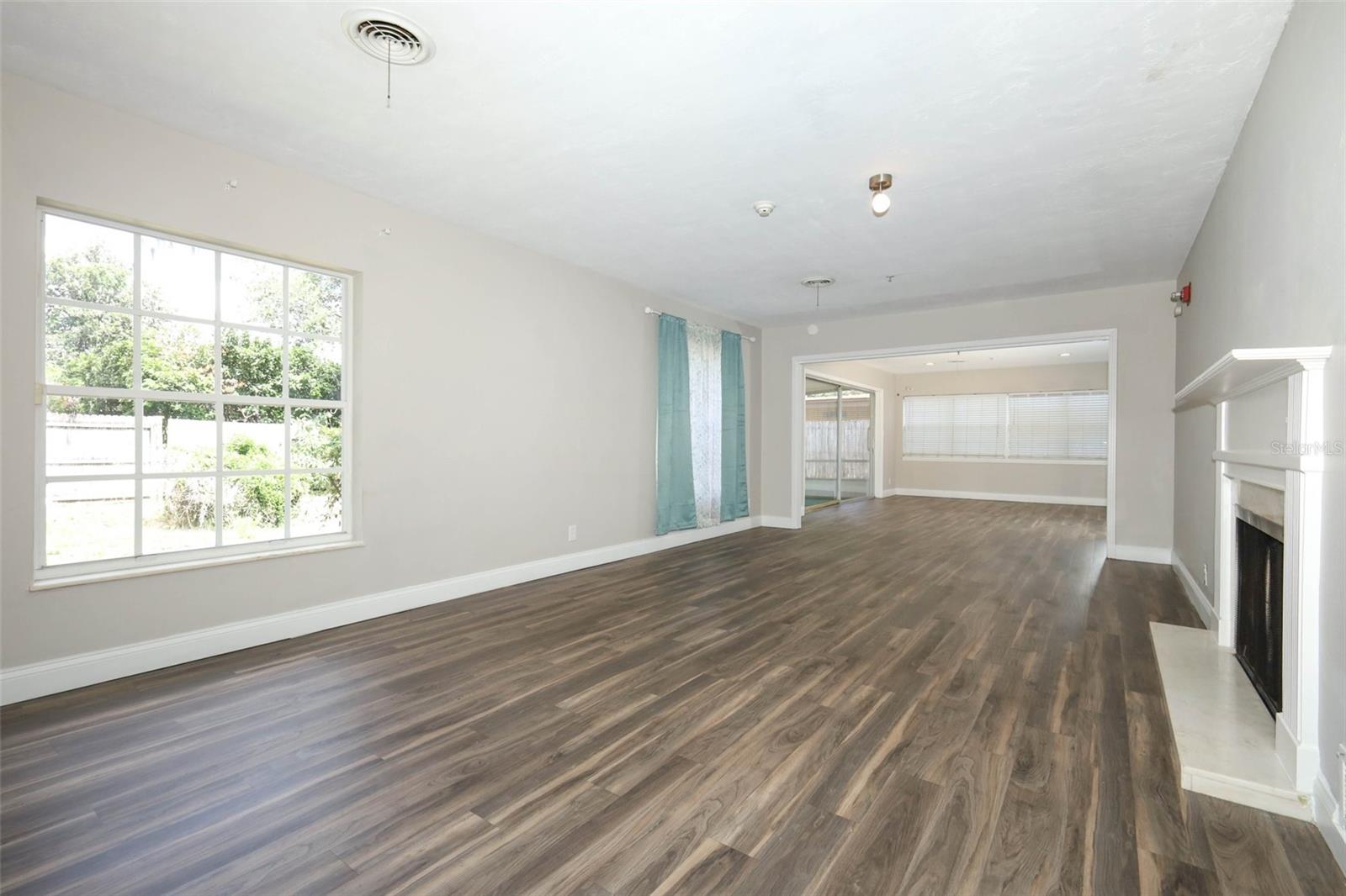Image 22 of 33 For 1481 Glastonberry Road