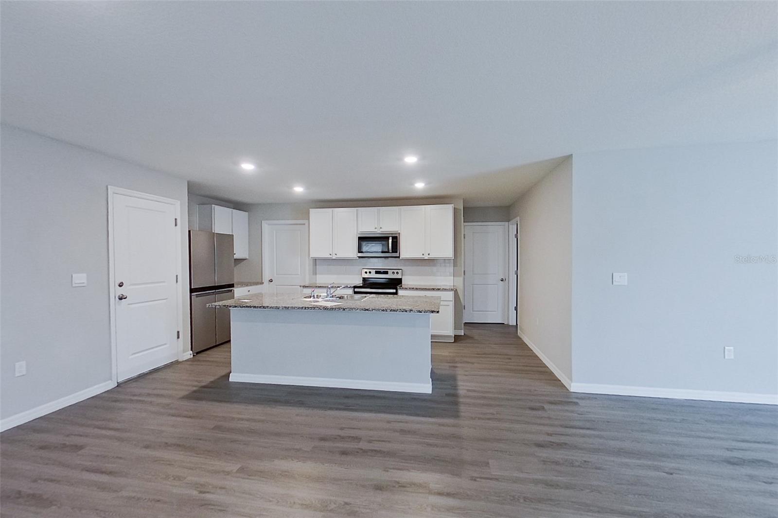 Image 4 of 24 For 8651 44th Court