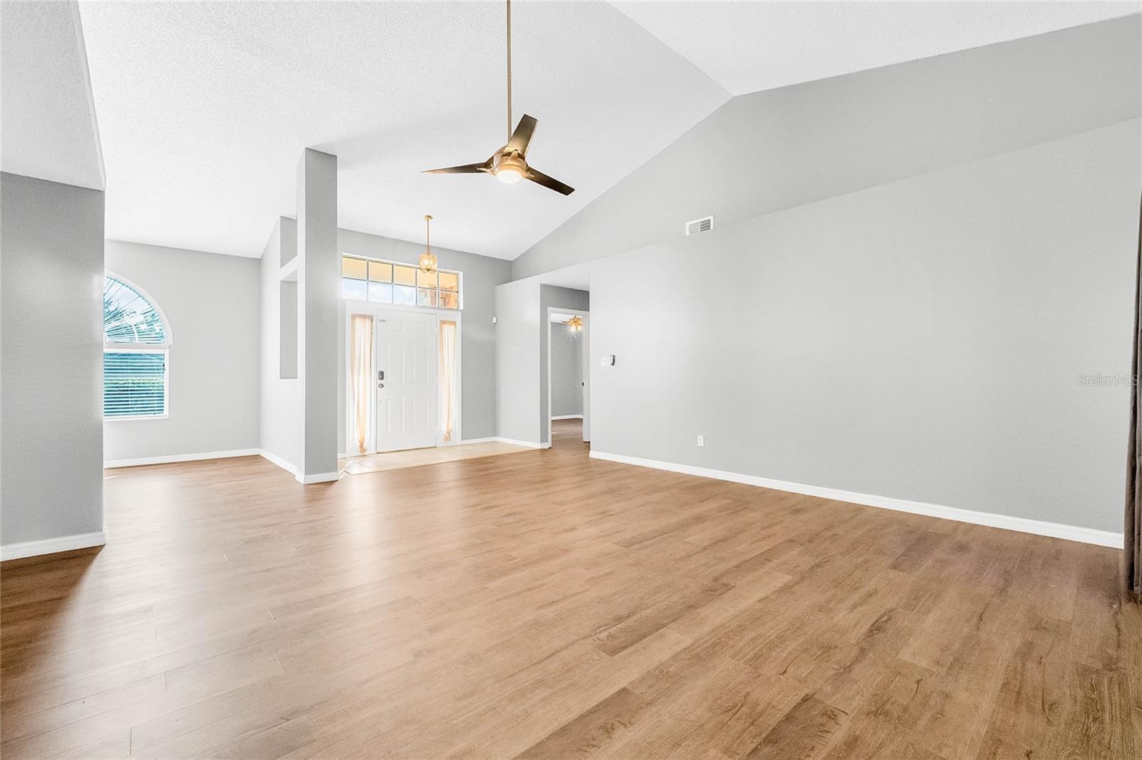 Image 4 of 21 For 2614 Gilsom Court