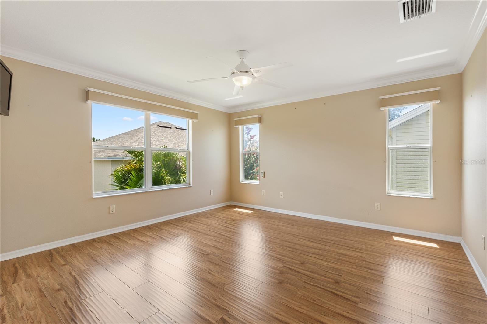 Image 14 of 34 For 17122 76th Creekside Circle