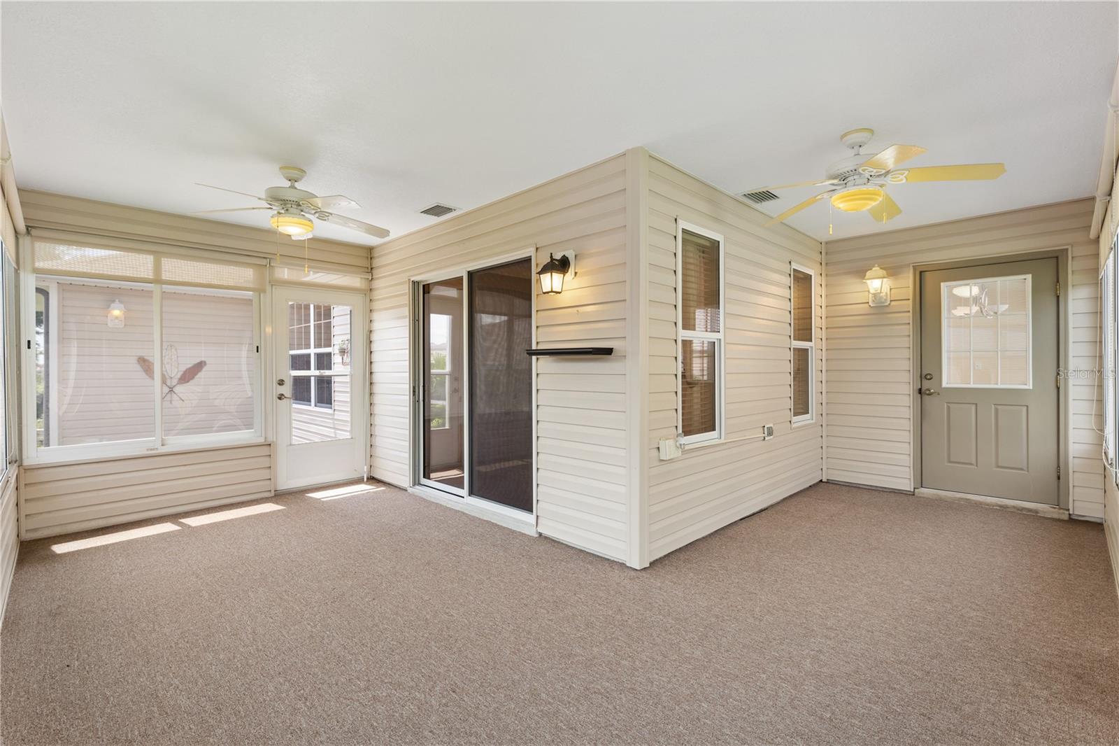 Image 26 of 34 For 17122 76th Creekside Circle