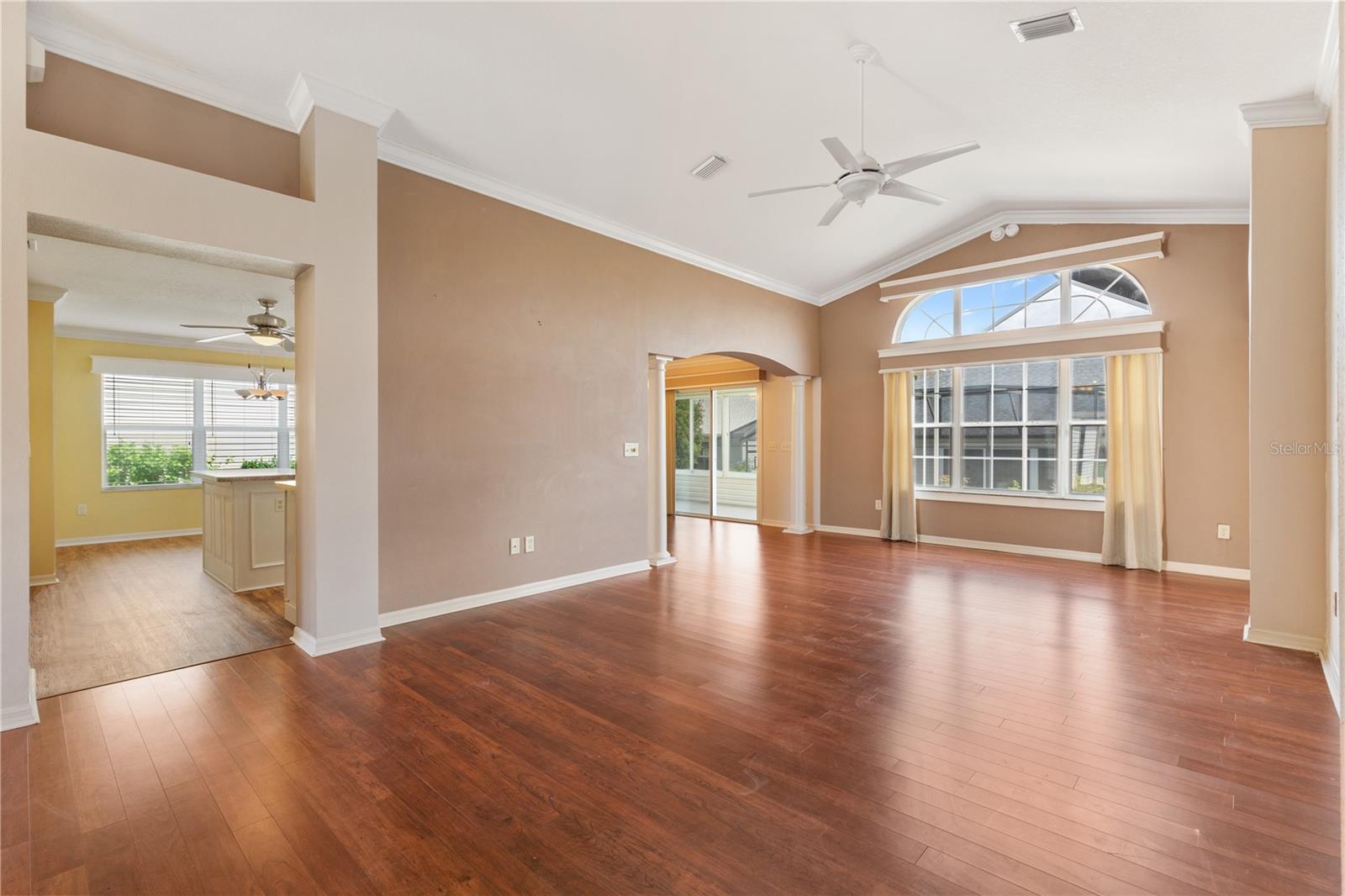 Image 5 of 34 For 17122 76th Creekside Circle