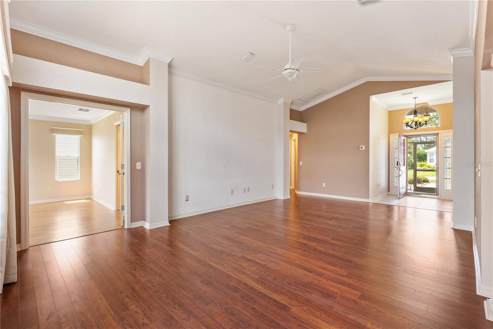 Image 7 of 34 For 17122 76th Creekside Circle