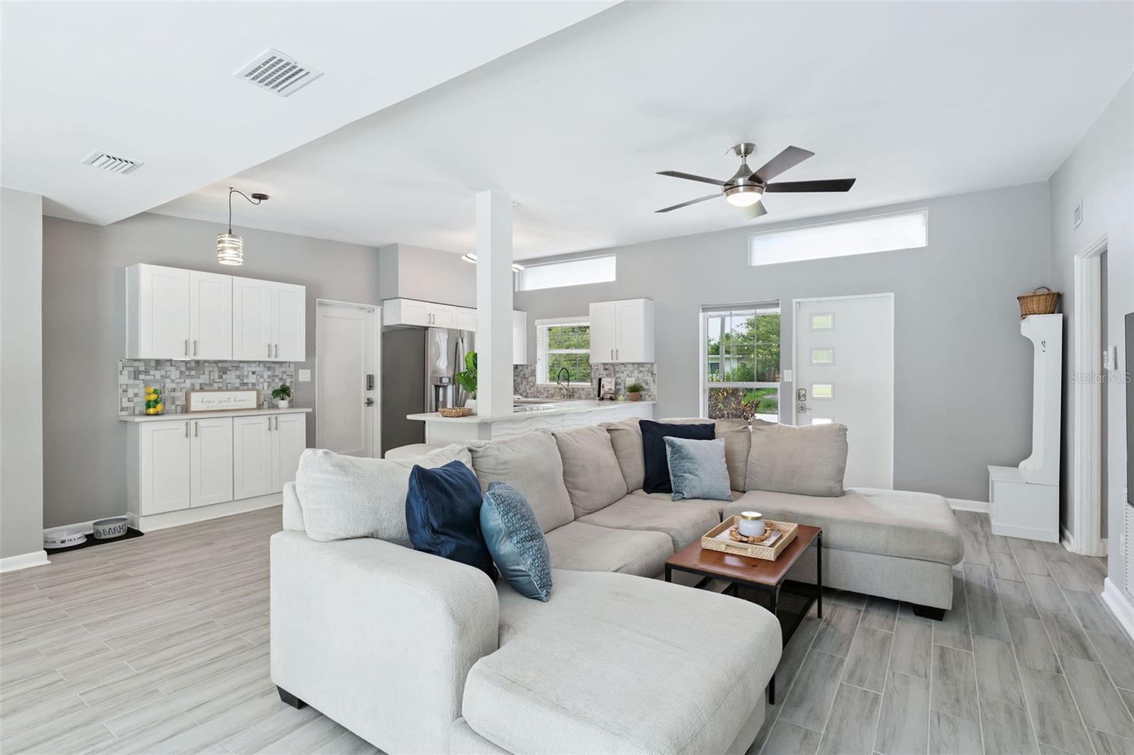 Image 8 of 38 For 2516 Hargill Drive