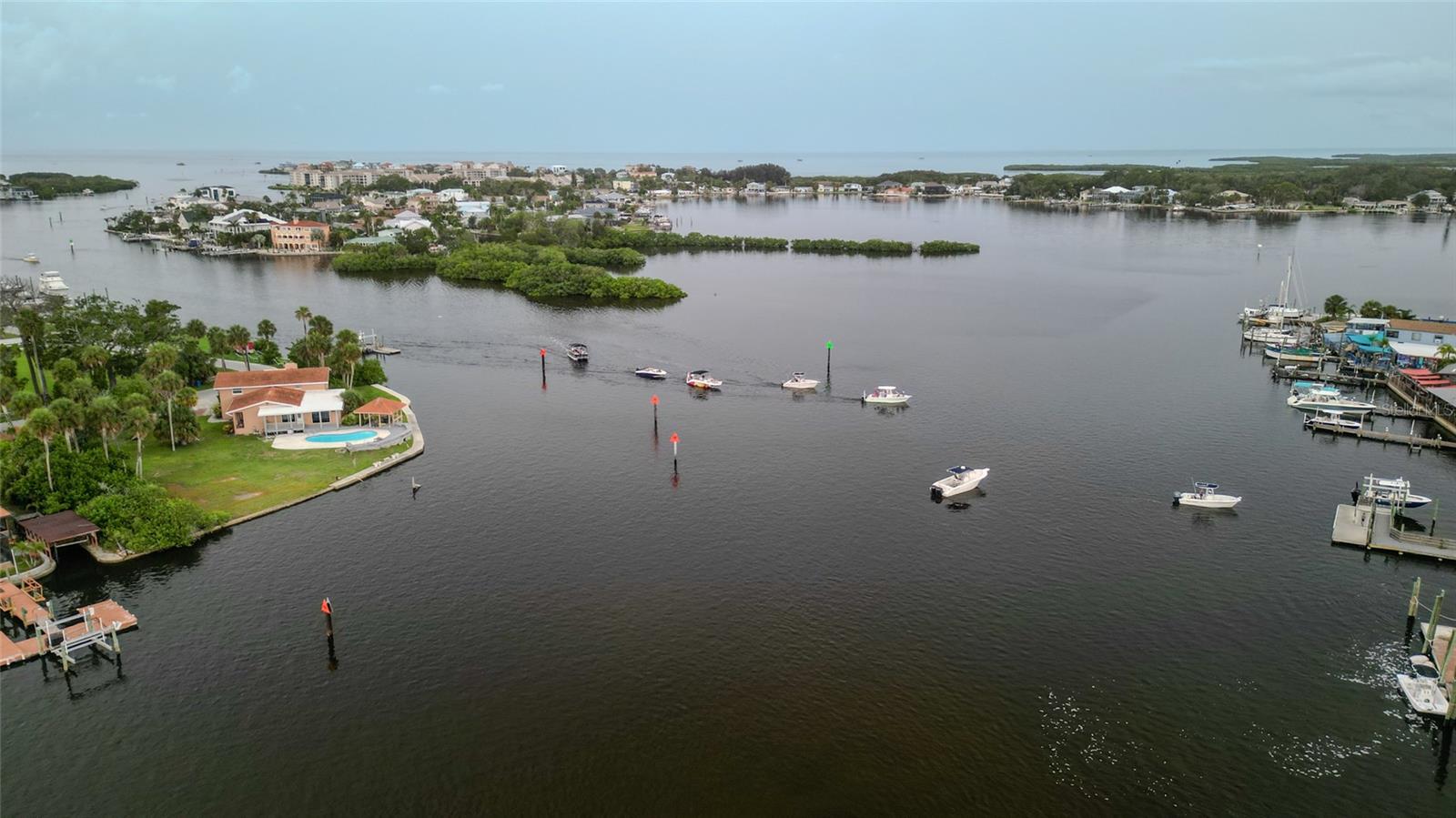 Listing photo id 17 for 7635 Pier Road
