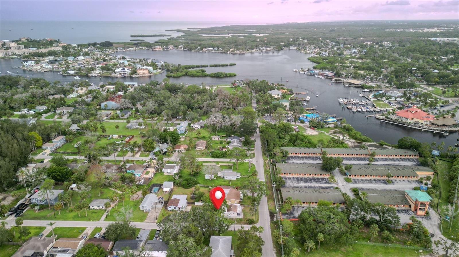 Listing photo id 4 for 7635 Pier Road