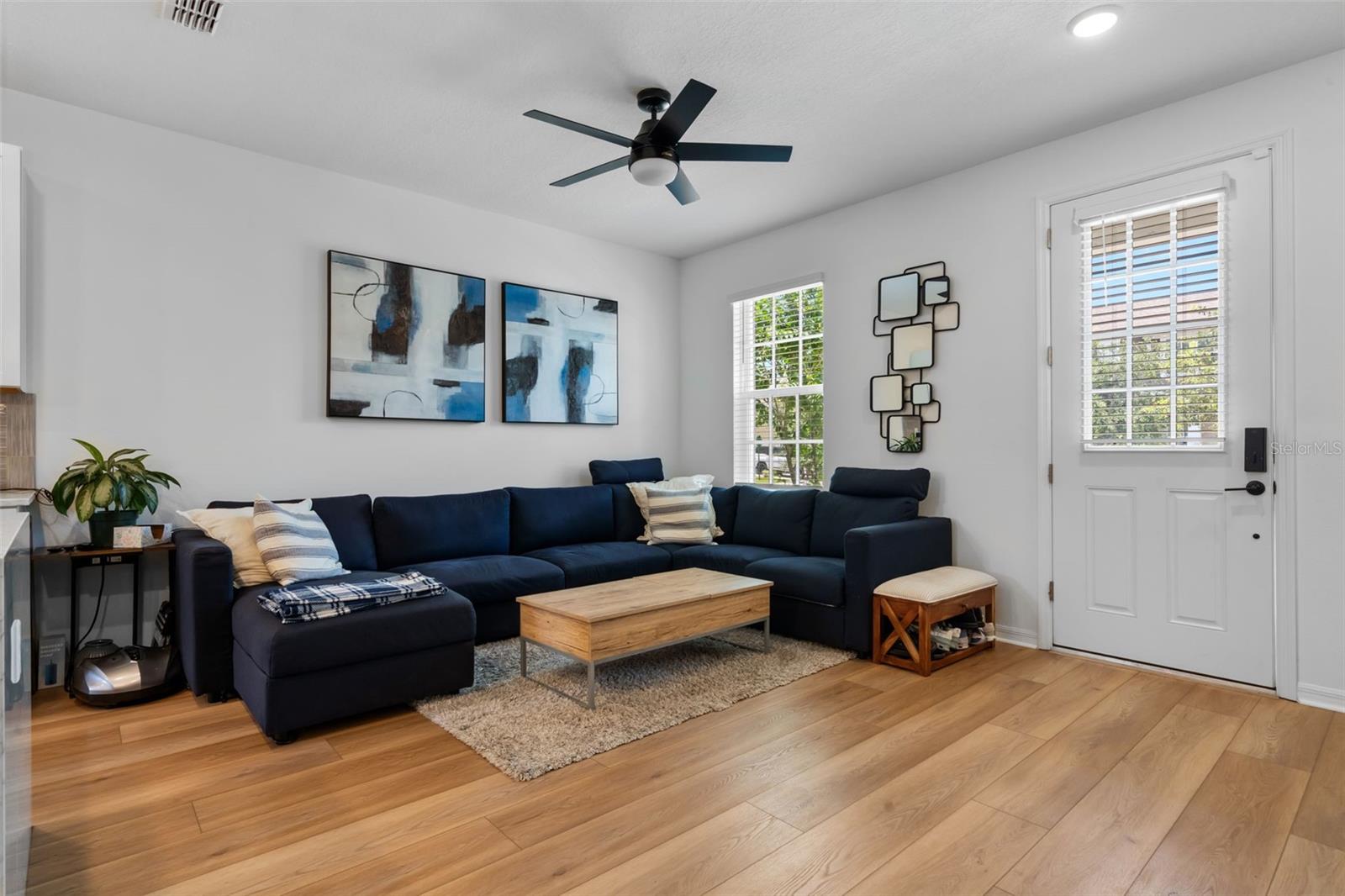 Image 12 of 80 For 1859 Island Village Way