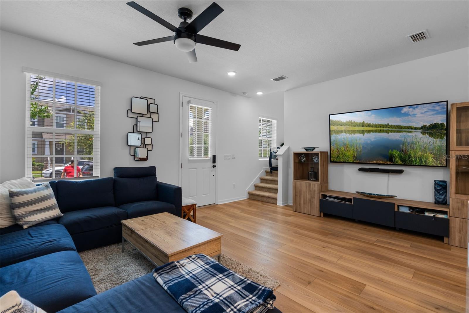 Image 15 of 80 For 1859 Island Village Way