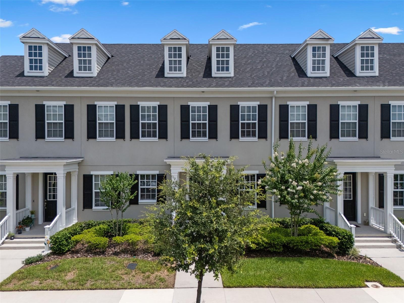Image 4 of 80 For 1859 Island Village Way
