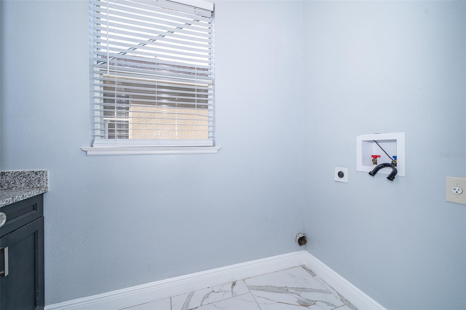 Image 22 of 43 For 2113 Cedar Garden Drive
