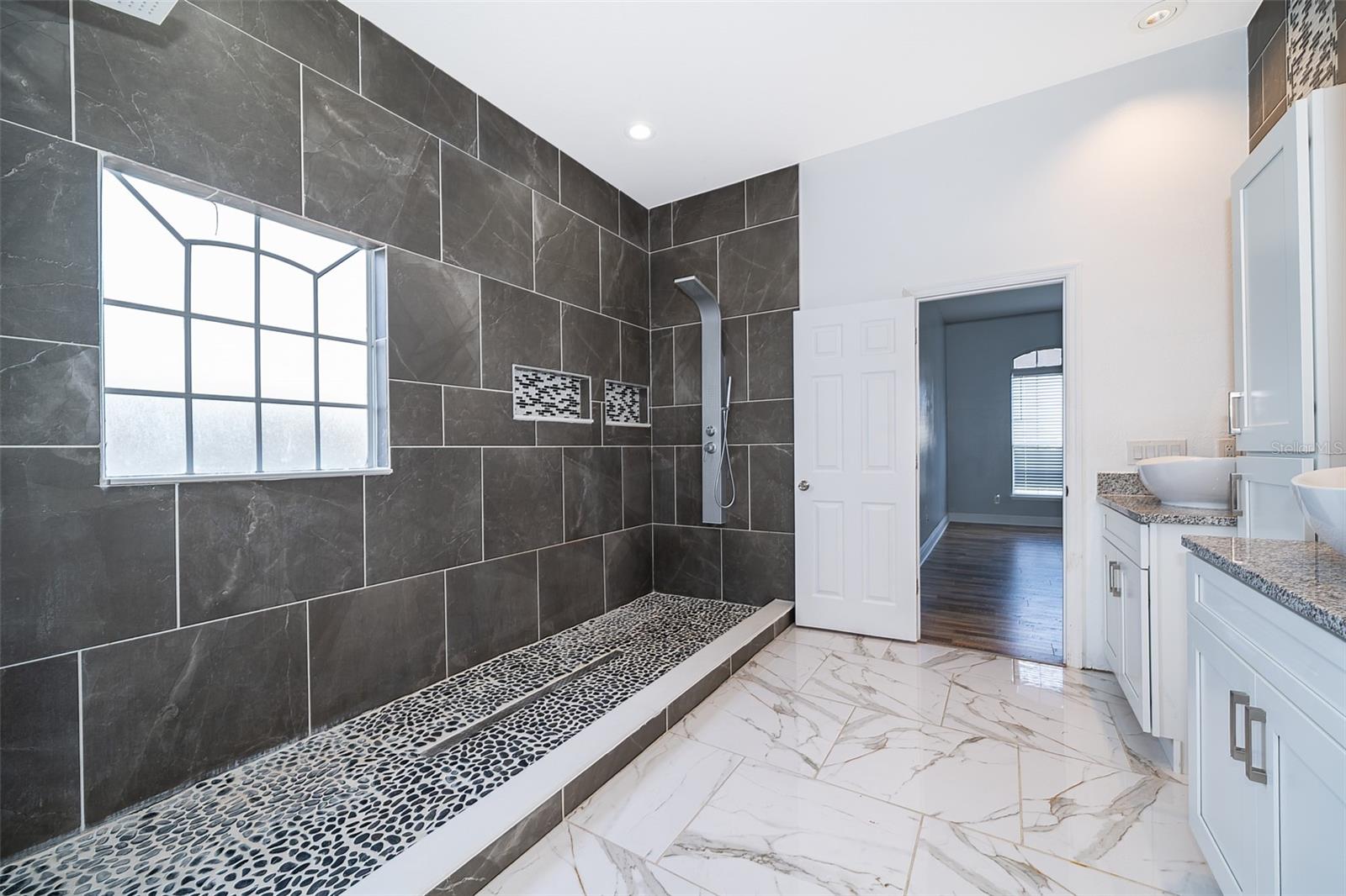 Image 36 of 43 For 2113 Cedar Garden Drive