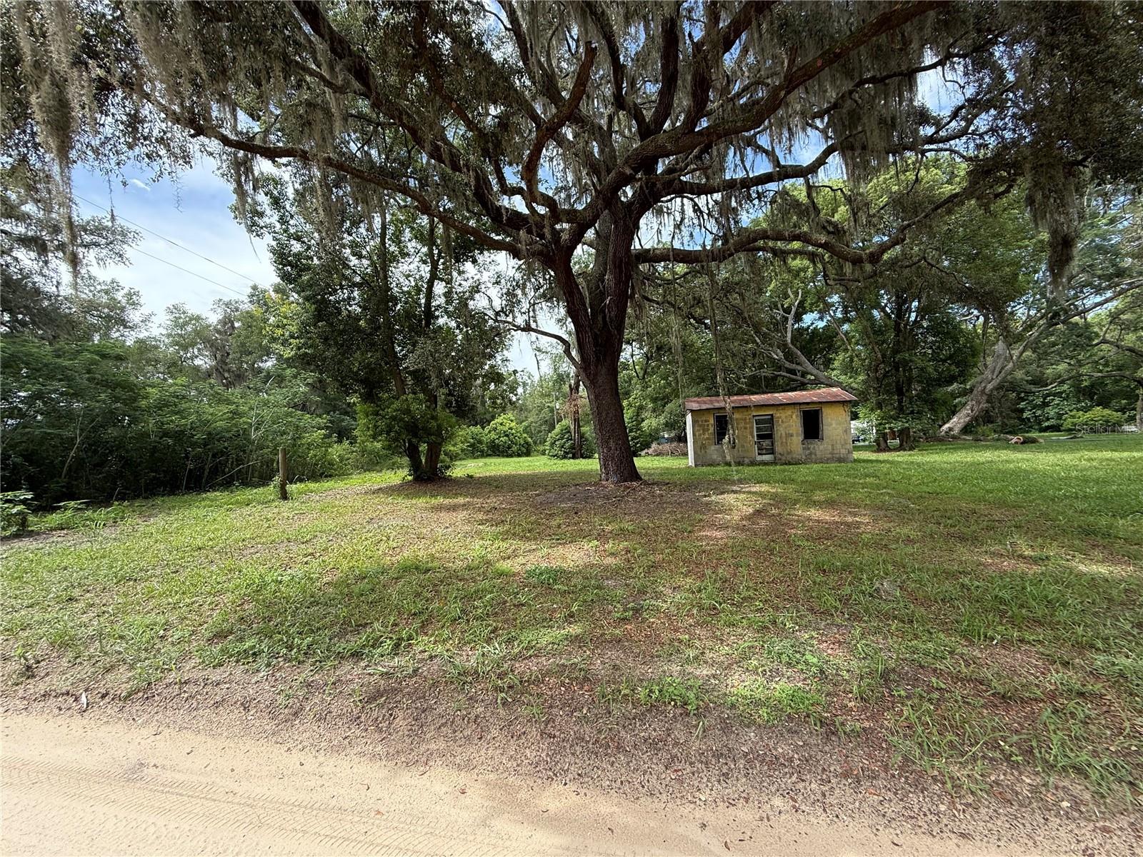 Image 4 of 6 For  0 Lake Road 