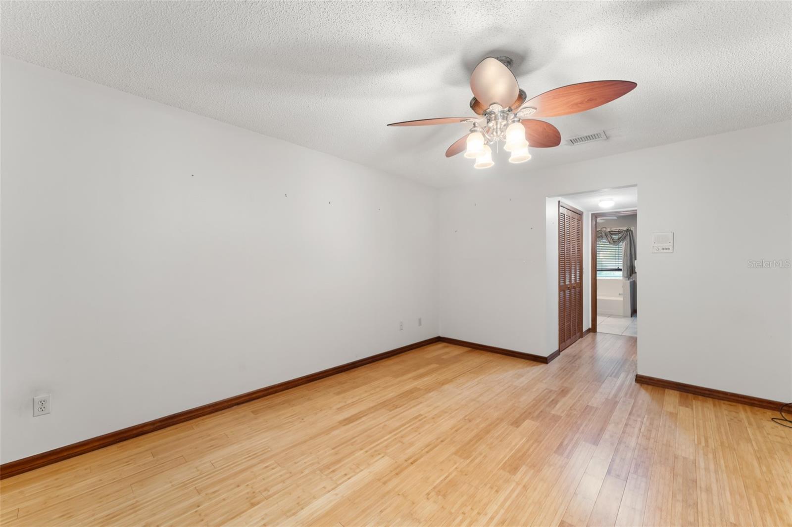 Image 16 of 33 For 3310 Tall Timber Drive
