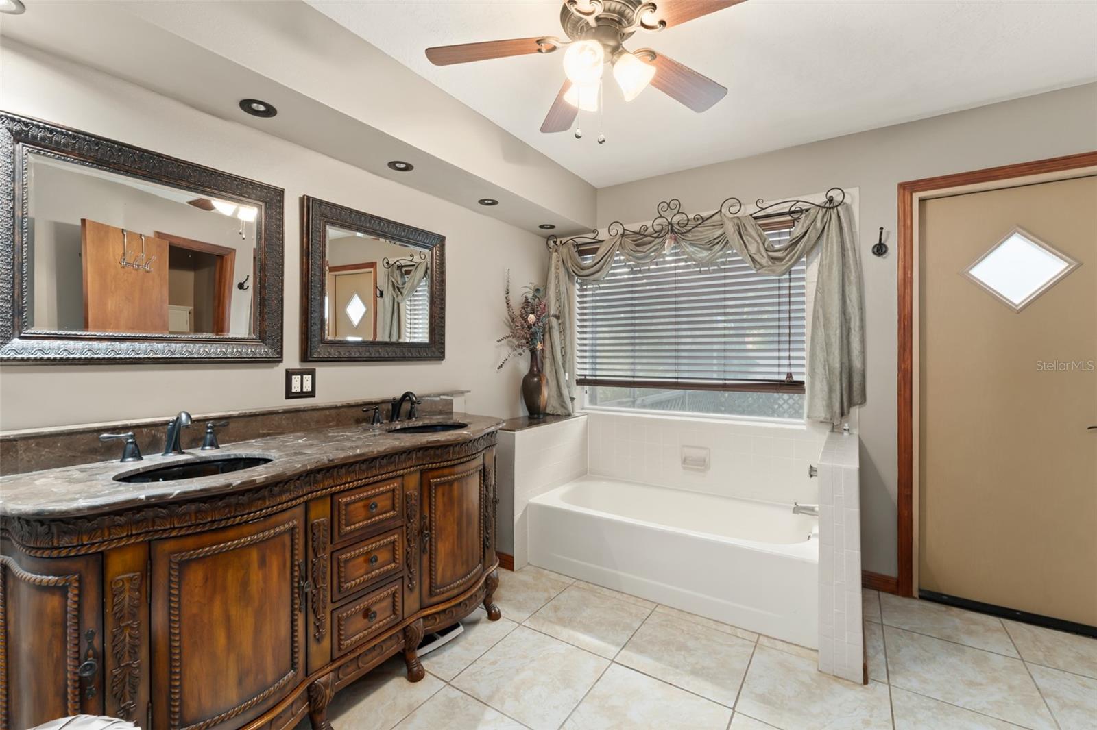 Image 17 of 33 For 3310 Tall Timber Drive