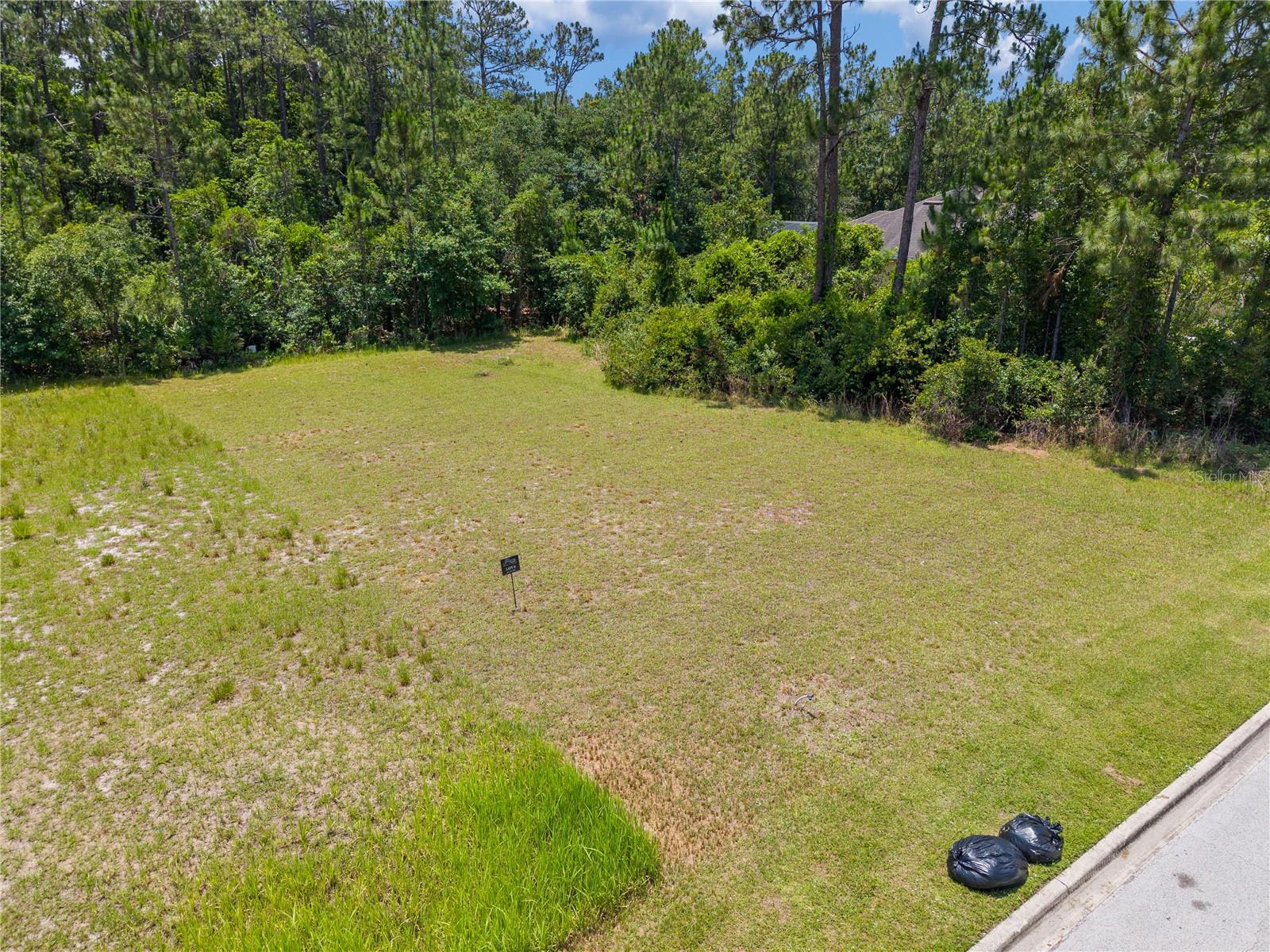 Image 11 of 27 For 7145 Oak Glen Trail