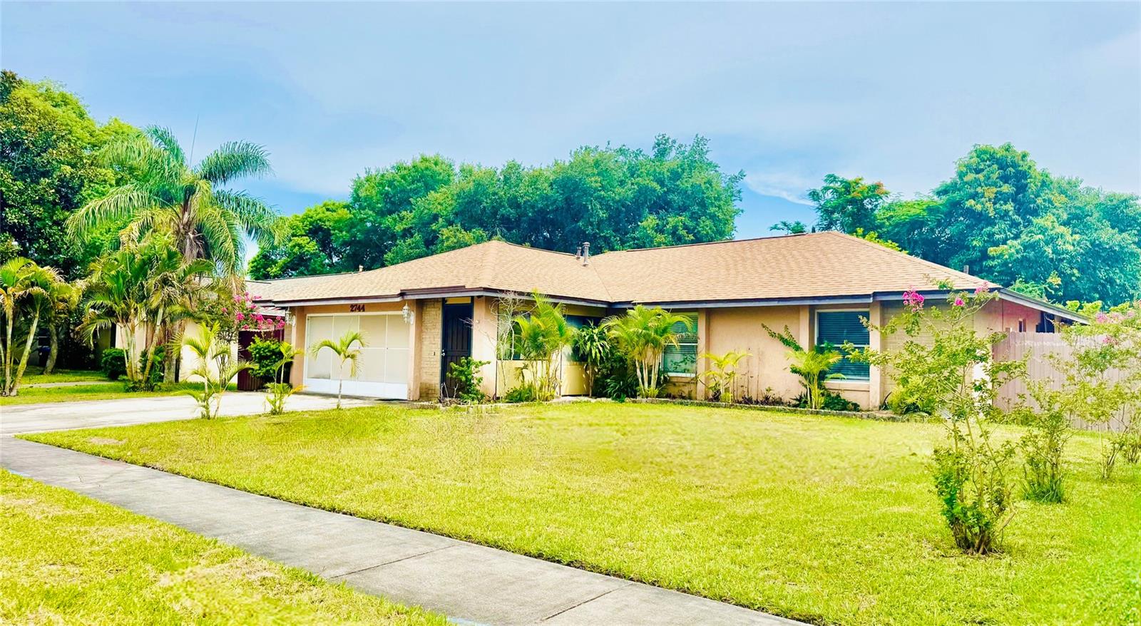 Image 2 of 32 For 2744 Ceram Avenue