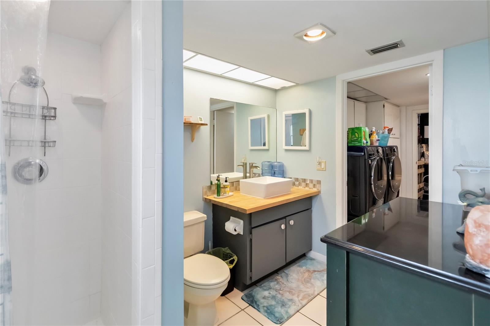 Image 15 of 44 For 11210 Elderberry Court