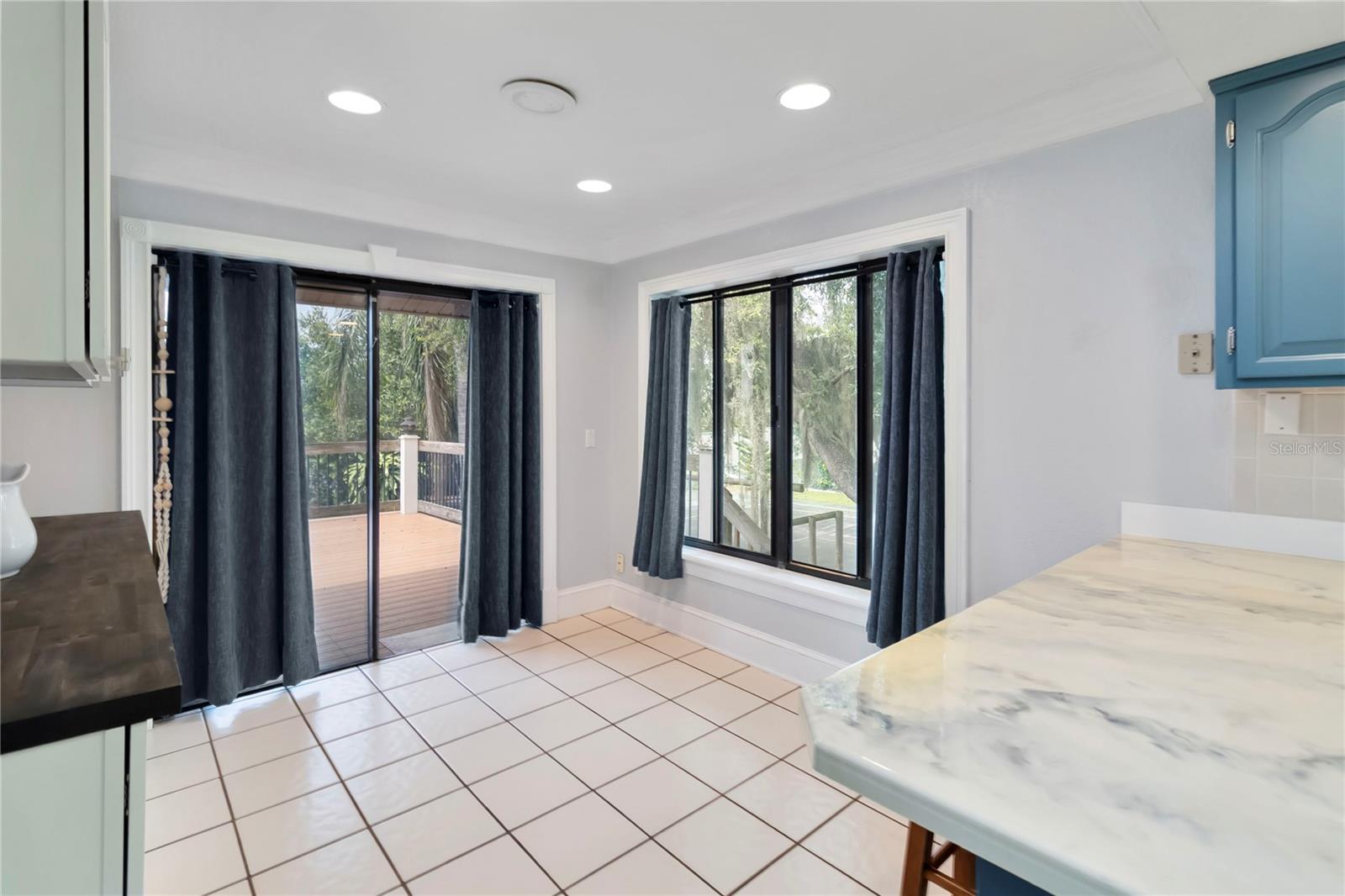 Image 22 of 44 For 11210 Elderberry Court