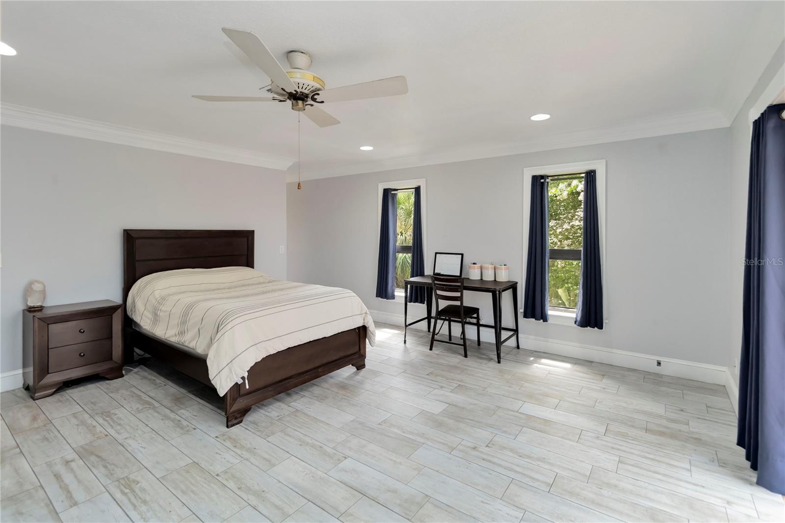 Image 27 of 44 For 11210 Elderberry Court