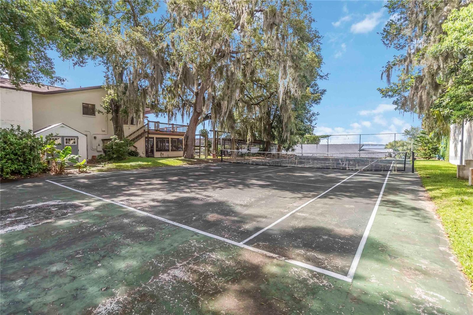 Image 38 of 44 For 11210 Elderberry Court