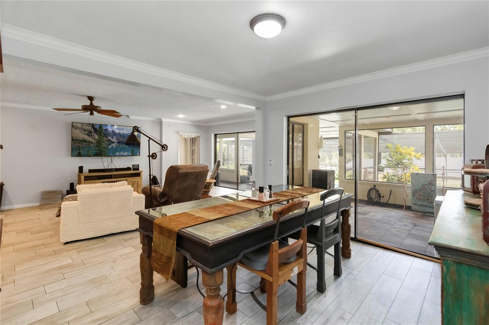 Image 7 of 44 For 11210 Elderberry Court