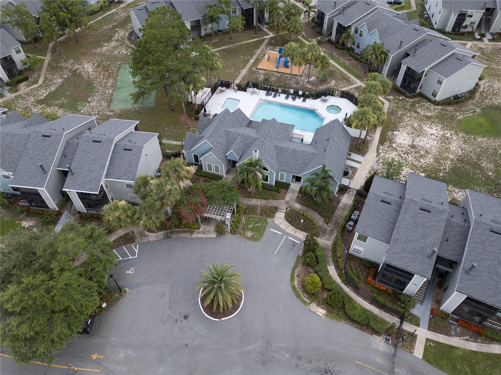 Image 31 of 33 For 3700 Idlebrook Circle 200