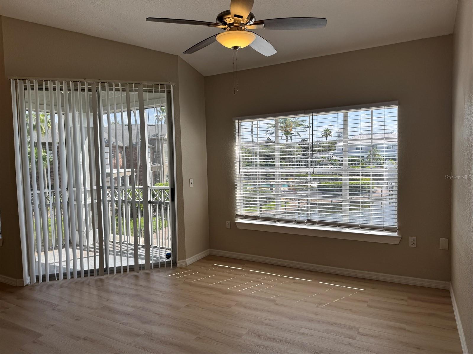 Image 4 of 15 For 2314 Midtown Terrace 1128