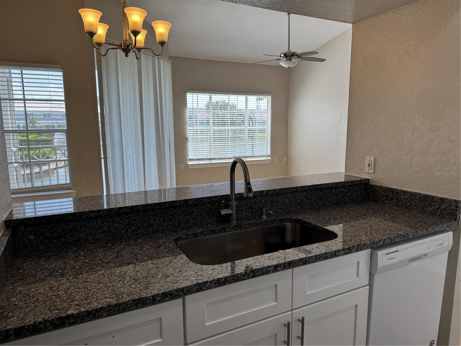 Image 6 of 15 For 2314 Midtown Terrace 1128