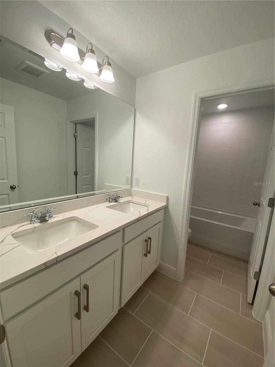 Image 30 of 30 For 423 Lemongrass Road