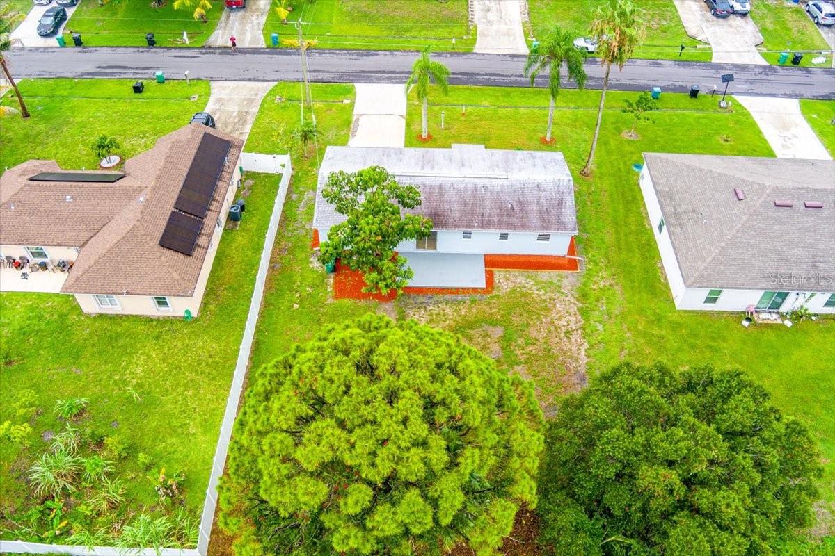 Image 37 of 41 For 711 Northwest Riverside Dr