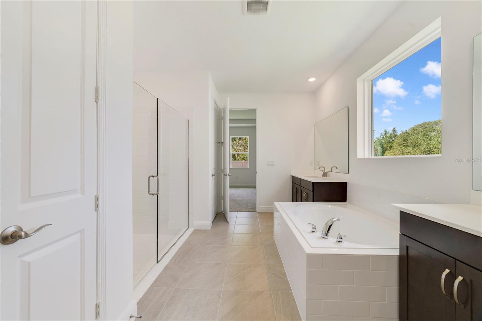 Image 18 of 19 For 3052 Water Clover Court