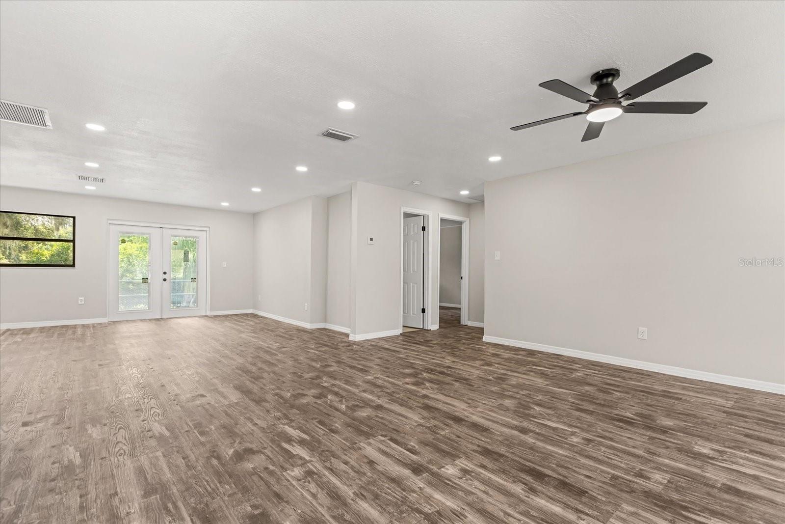 Image 3 of 27 For 575 Lake Mccoy Drive