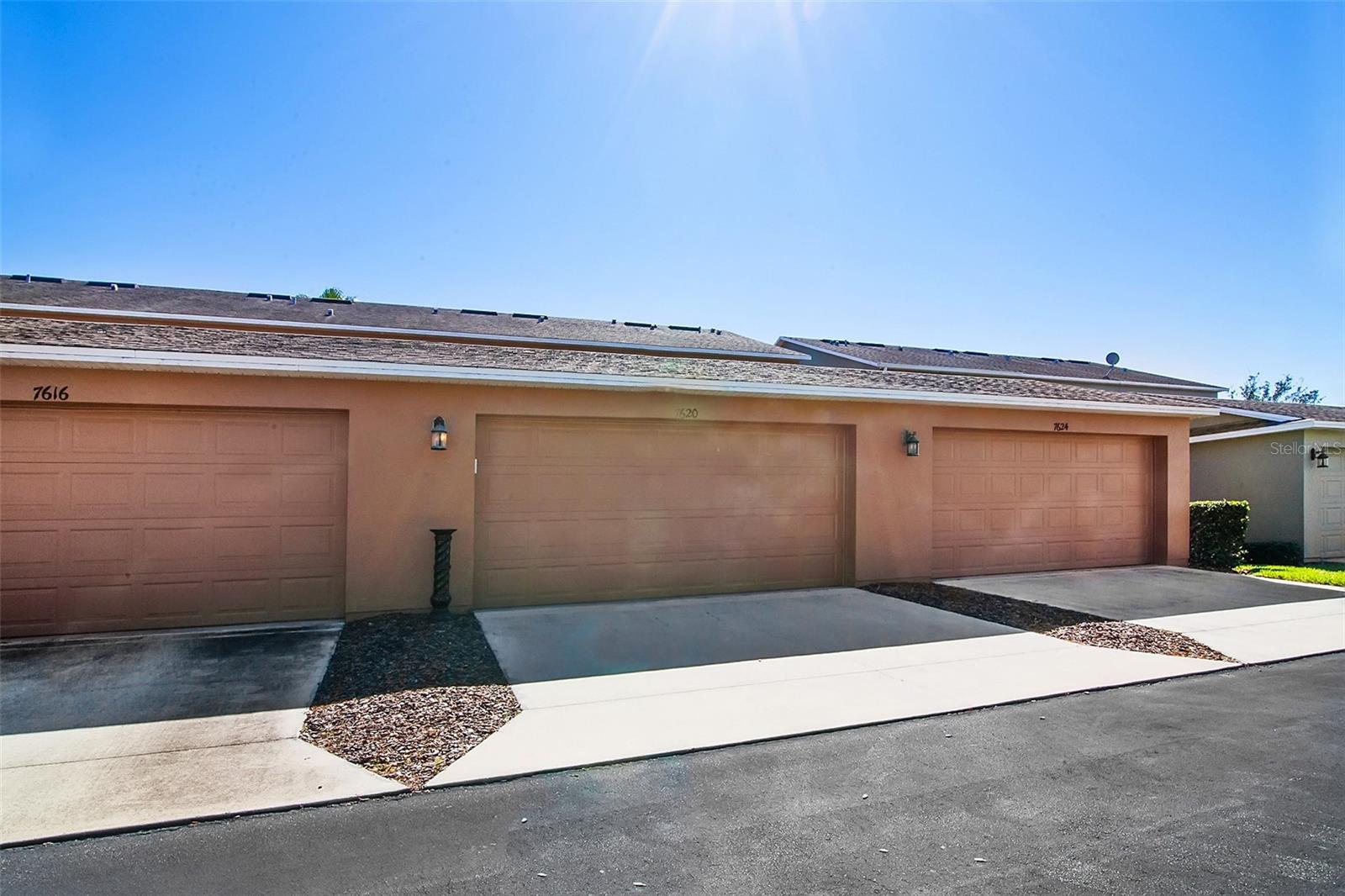 Image 17 of 22 For 7620 Sutherton Lane
