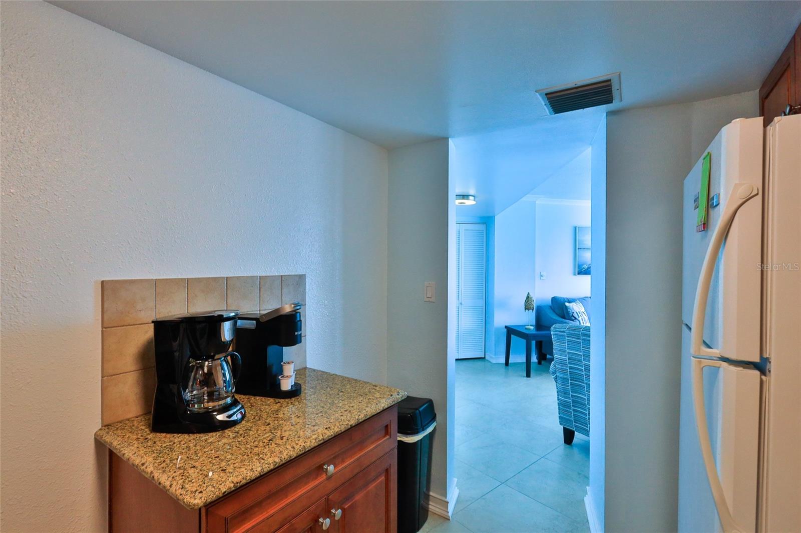 Image 14 of 31 For 2625 South Atlantic Avenue  12bsw