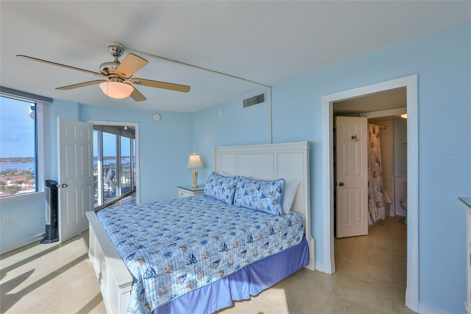 Image 16 of 31 For 2625 South Atlantic Avenue  12bsw