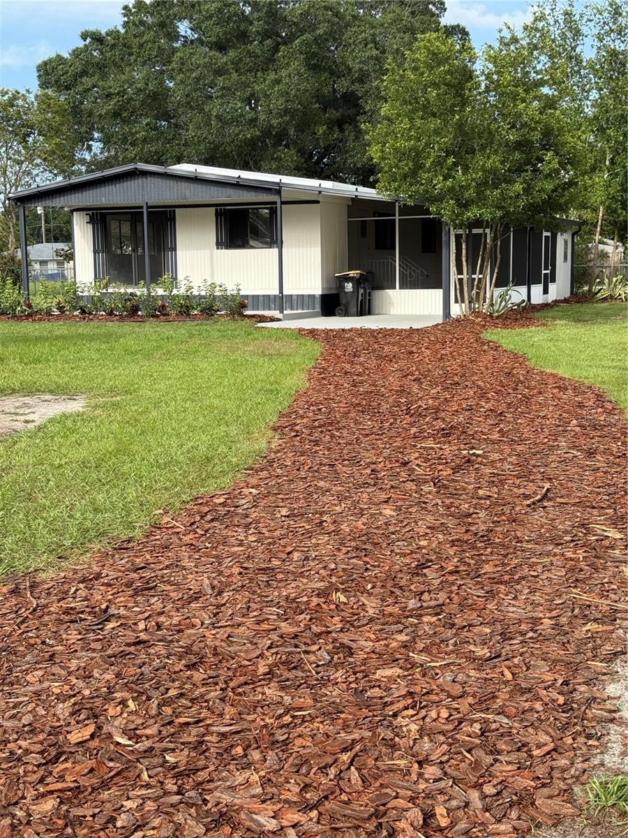 Image 3 of 28 For 403 Clearwater Avenue