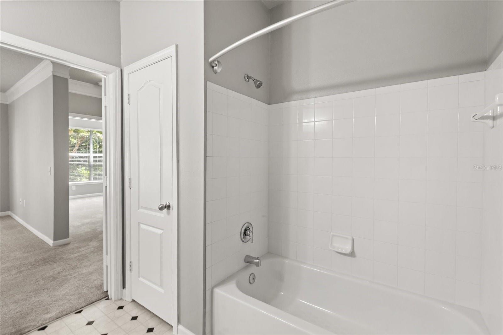 Image 18 of 26 For 8842 Villa View Circle 207