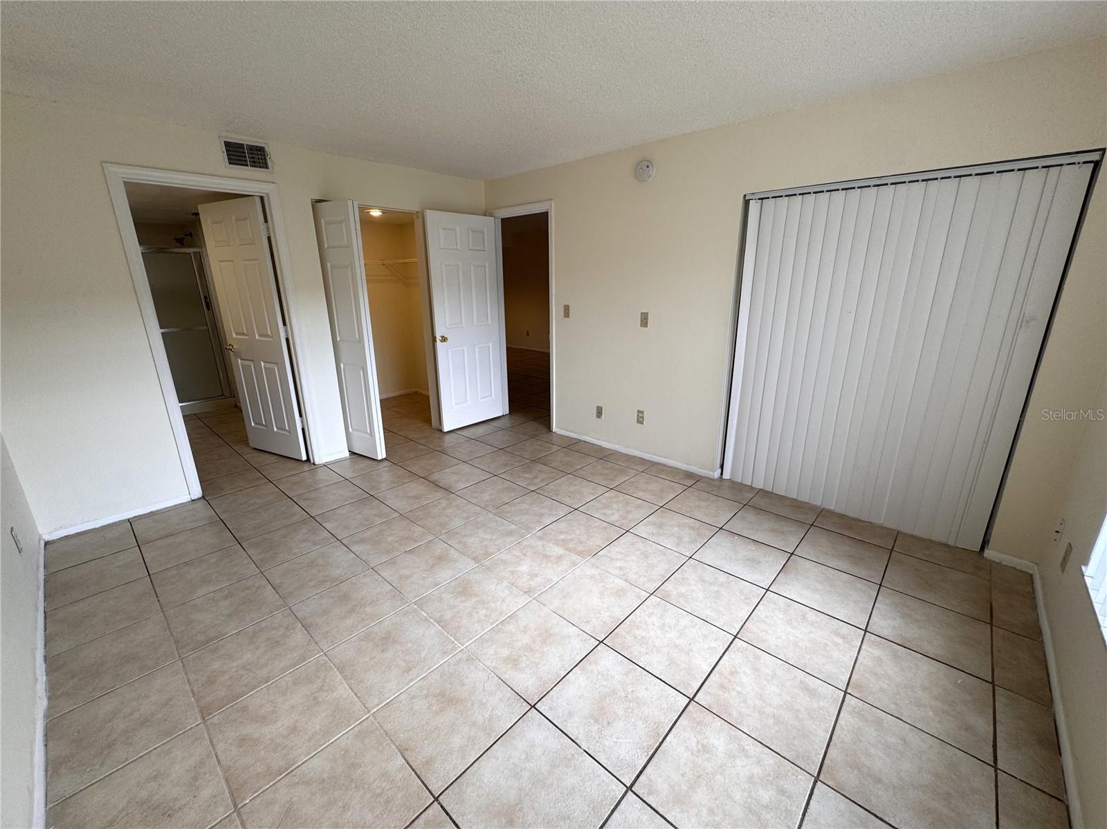 Image 9 of 23 For 4989 Puritan Circle O502