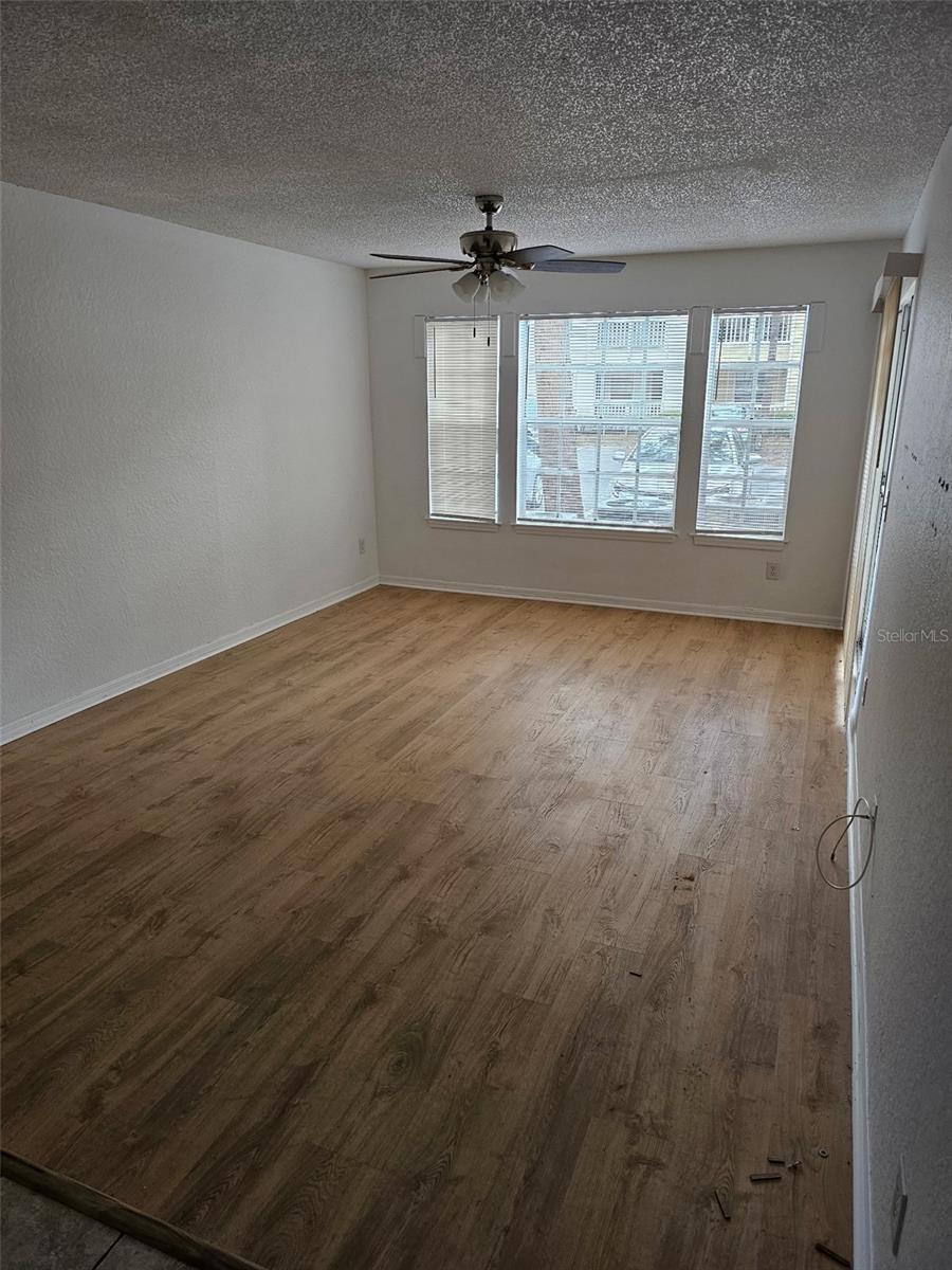 Image 4 of 10 For 1023 Hiawassee Road 4013