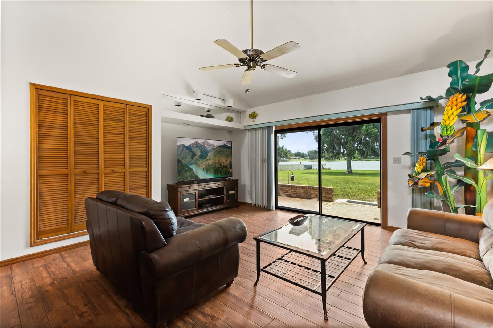 Image 3 of 36 For 1685 Normandy Boulevard