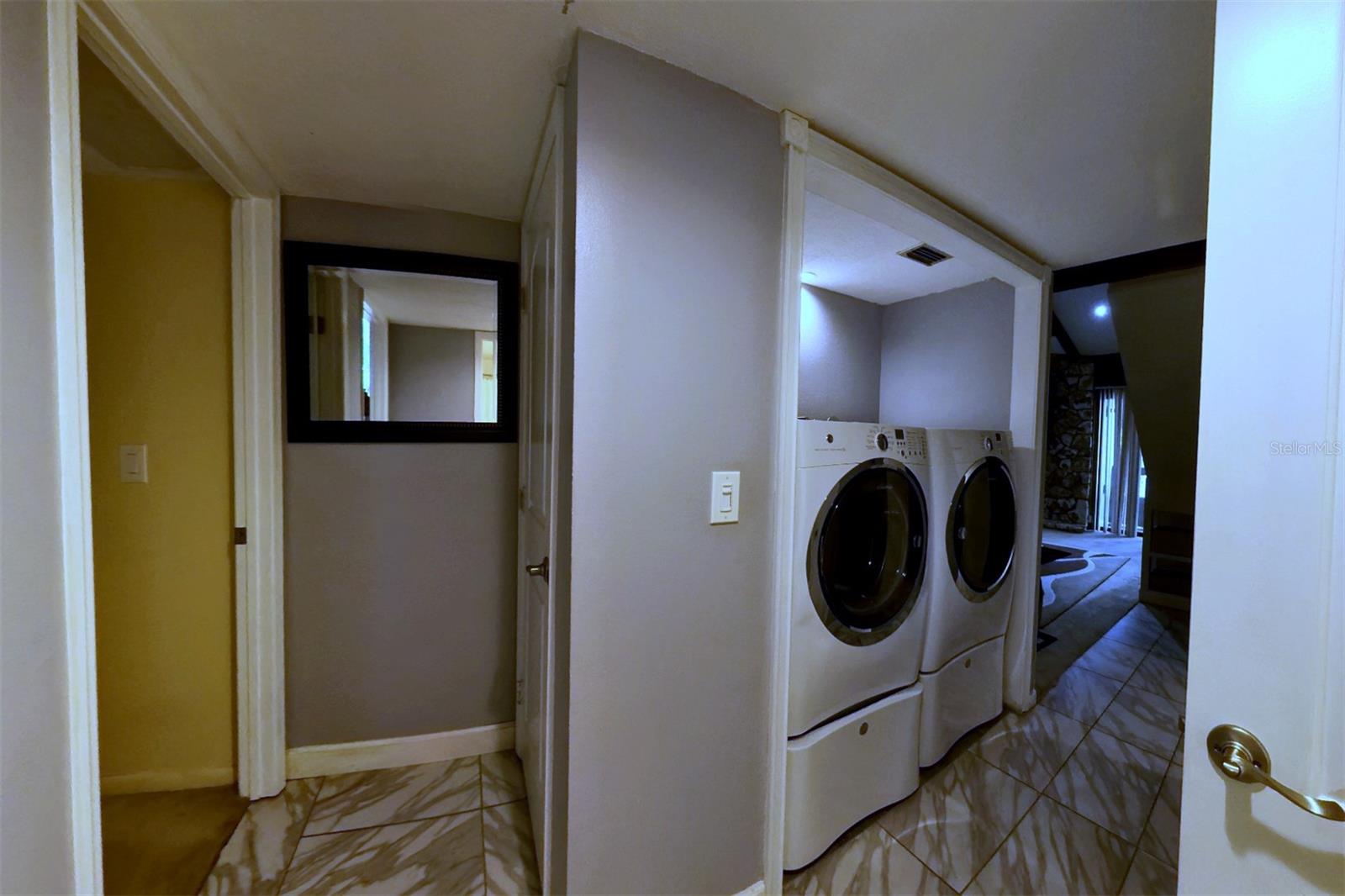 Image 21 of 36 For 209 Fairway Drive 209