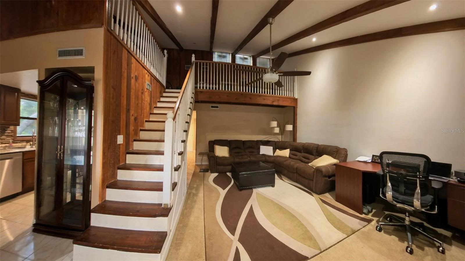 Image 7 of 36 For 209 Fairway Drive 209