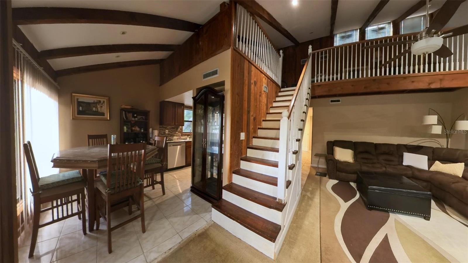 Image 8 of 36 For 209 Fairway Drive 209