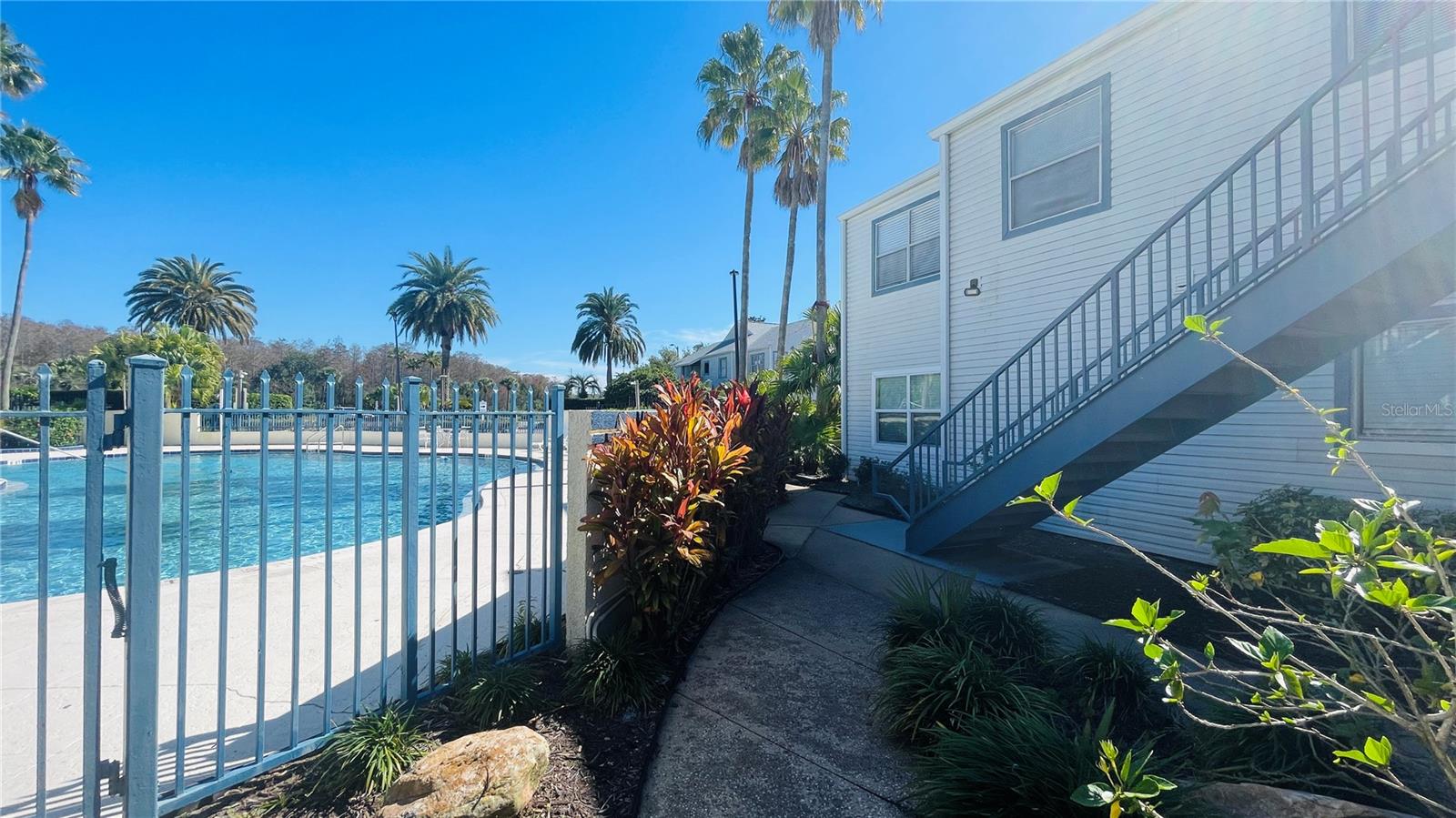 Image 17 of 18 For 2512 Woodgate Boulevard 204