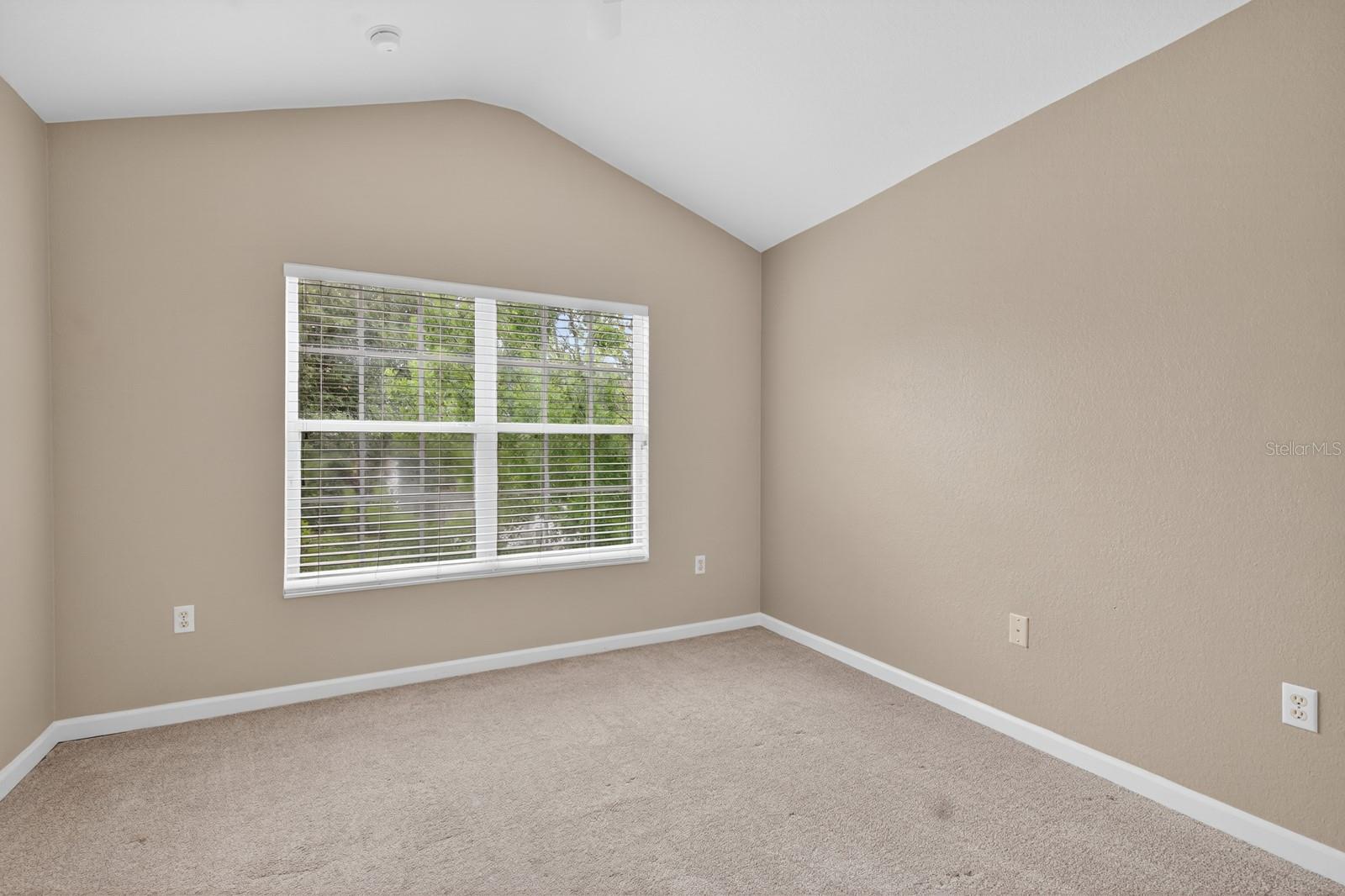 Image 16 of 20 For 7119 Showcase Lane
