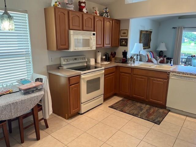 Image 4 of 23 For 4012 Capland Avenue