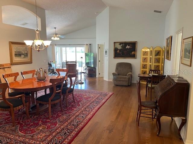 Image 6 of 23 For 4012 Capland Avenue